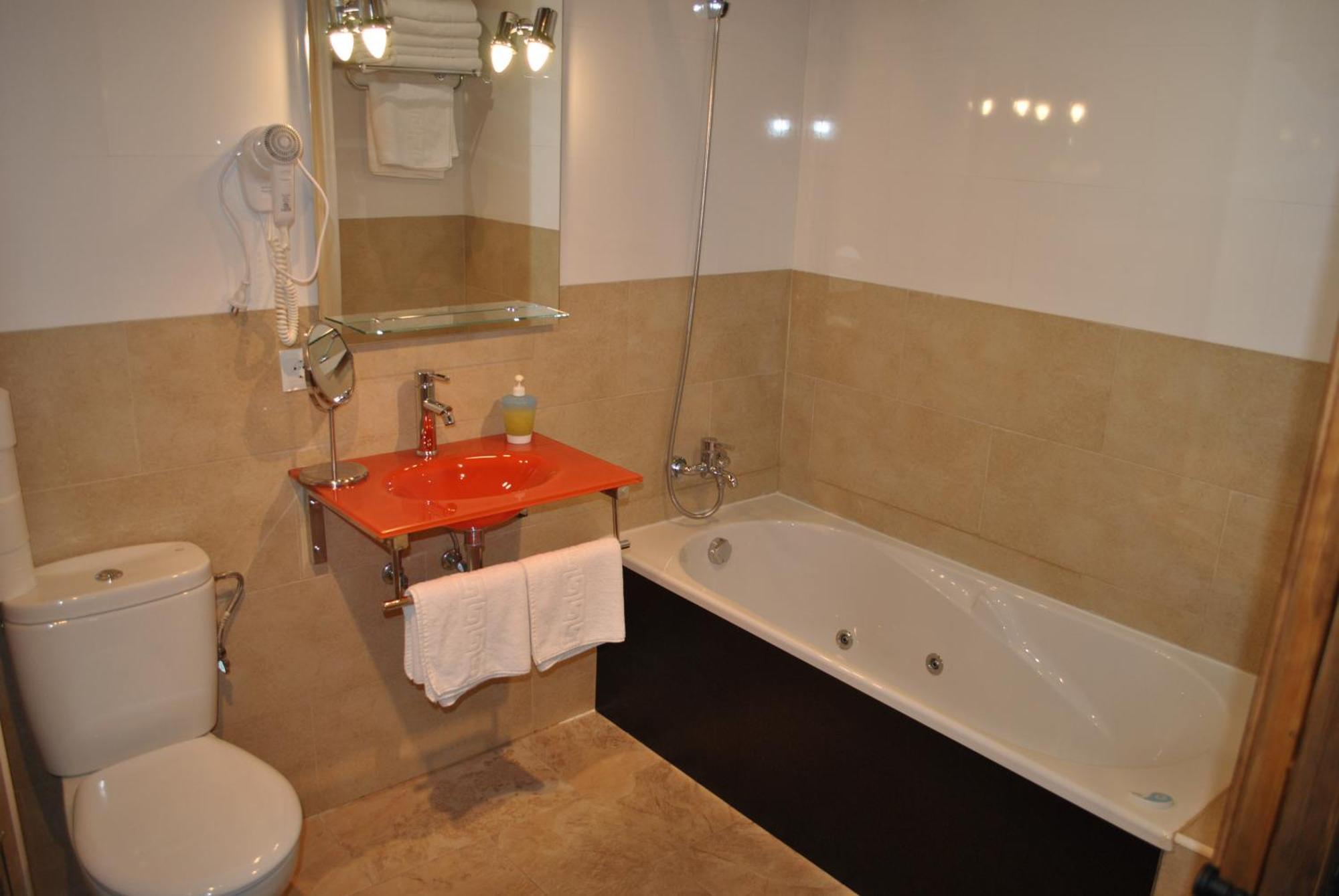 Apartamentos Spa Casco Historico De Isla - AlojateIsla Plana Dış mekan fotoğraf