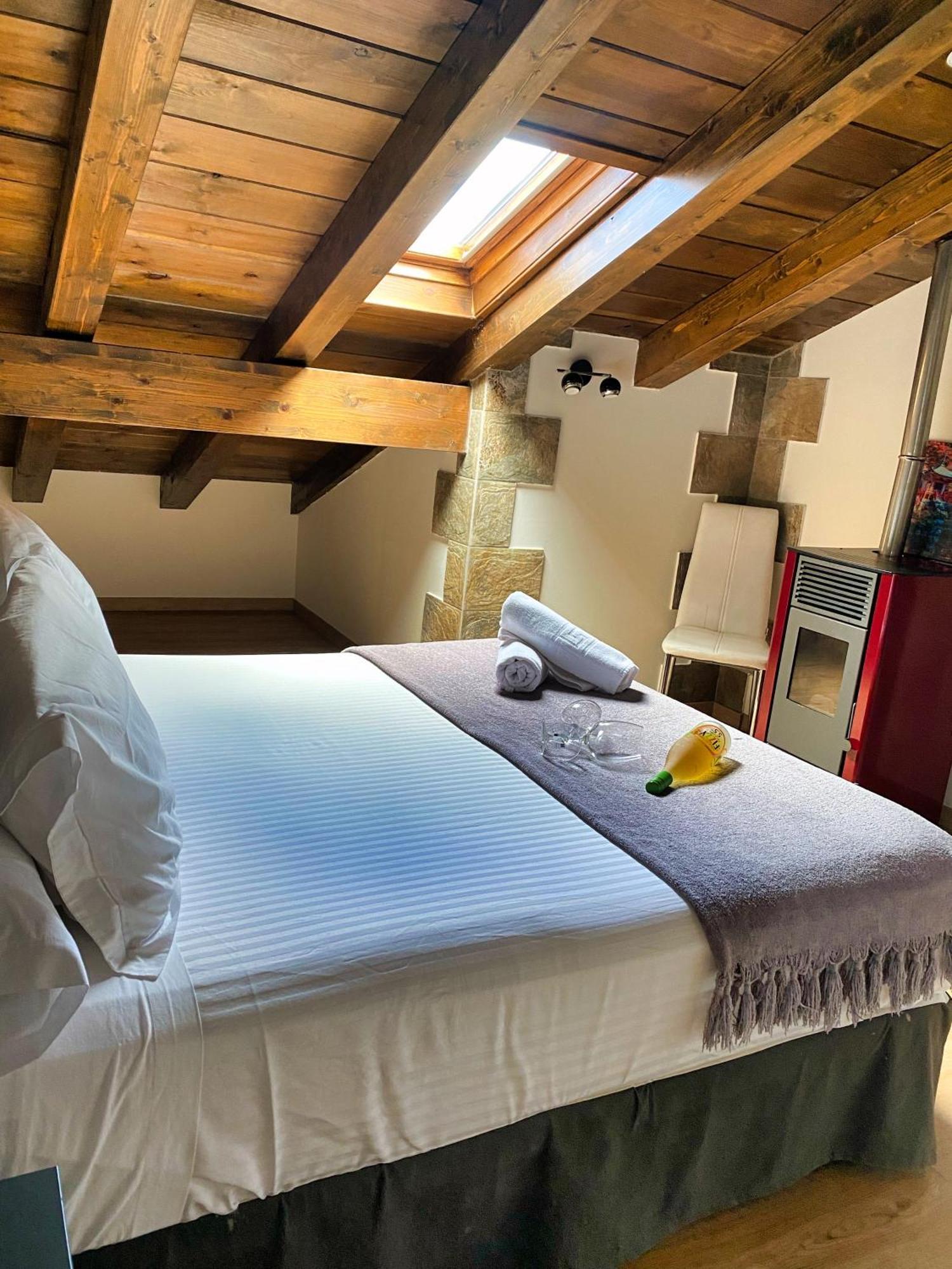 Apartamentos Spa Casco Historico De Isla - AlojateIsla Plana Oda fotoğraf