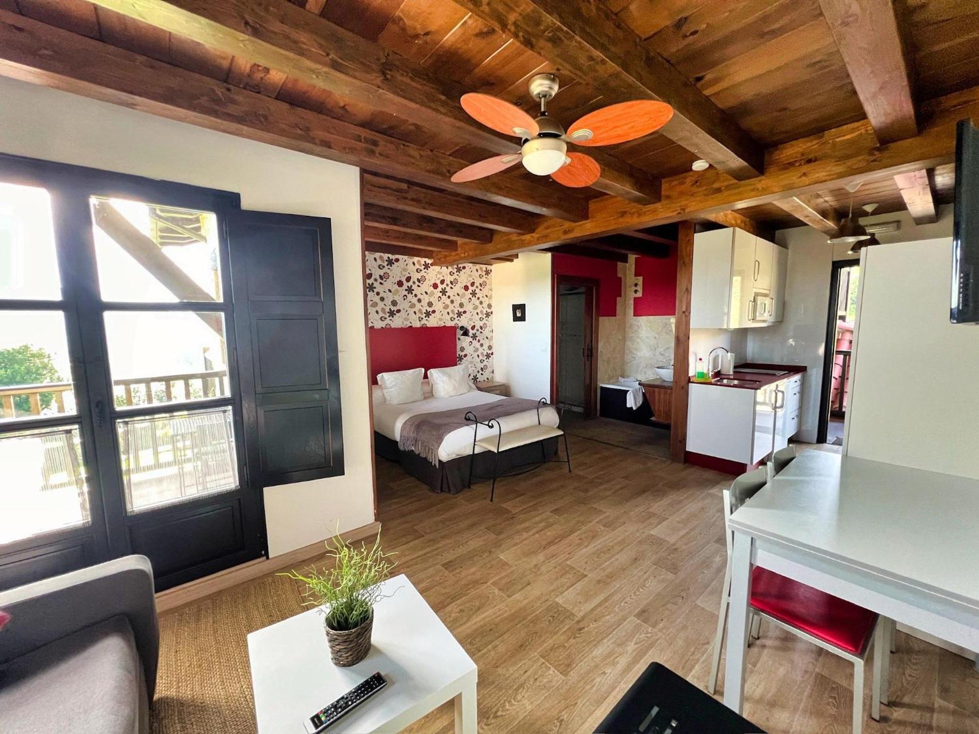 Apartamentos Spa Casco Historico De Isla - AlojateIsla Plana Dış mekan fotoğraf